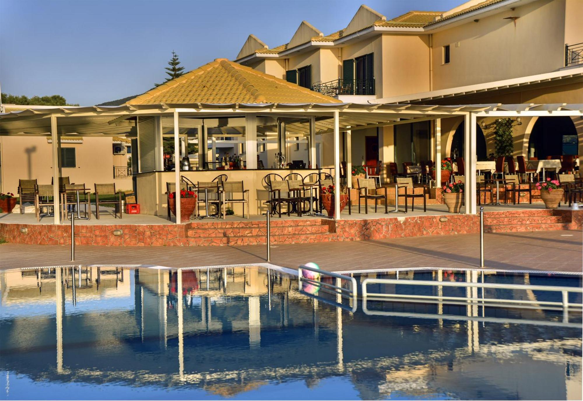 Coralli Hotel Pérdika Kültér fotó